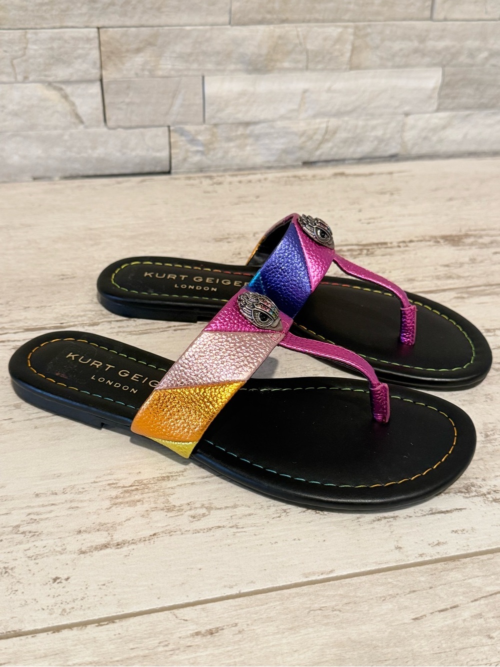 Kurt Geiger Kensington T-Bar Metallic Leather Slip On Sandals Sz 36 EU 6 US NEW
